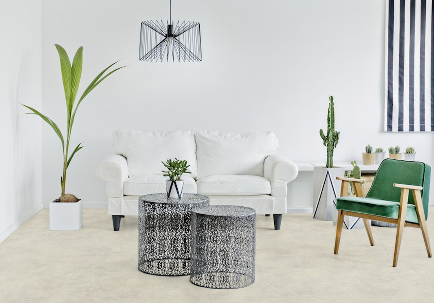 RS35809_Dune white livingroom.jpg