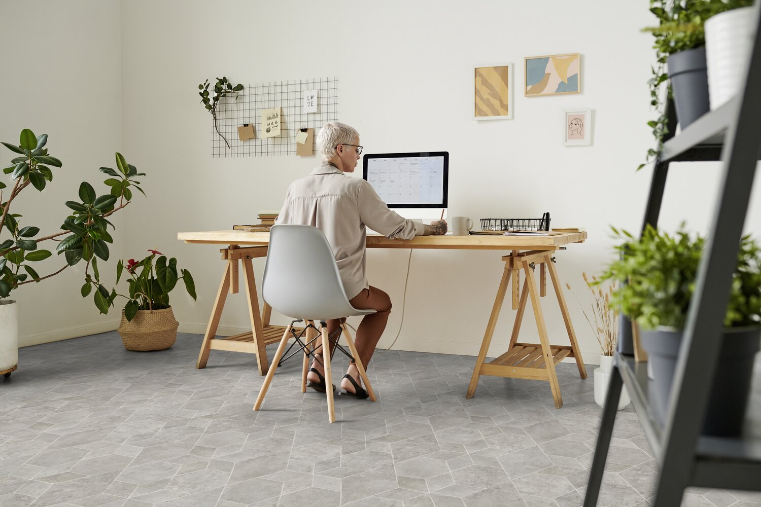 Origin light grey - Office.jpg