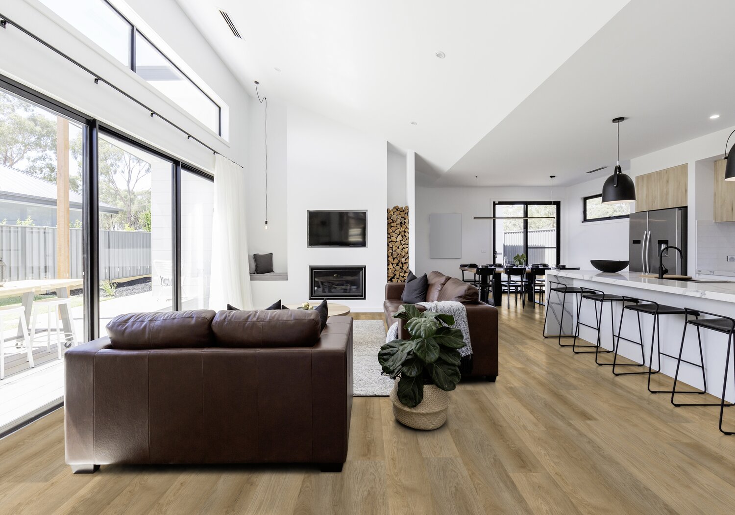 Woddy Medium Kitchen.jpg