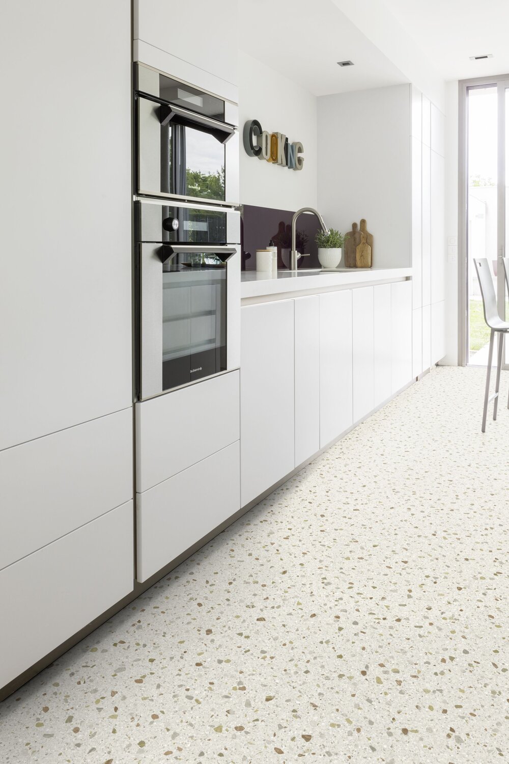 JPG 72 dpi-BARI CLEAR KITCHEN.jpg
