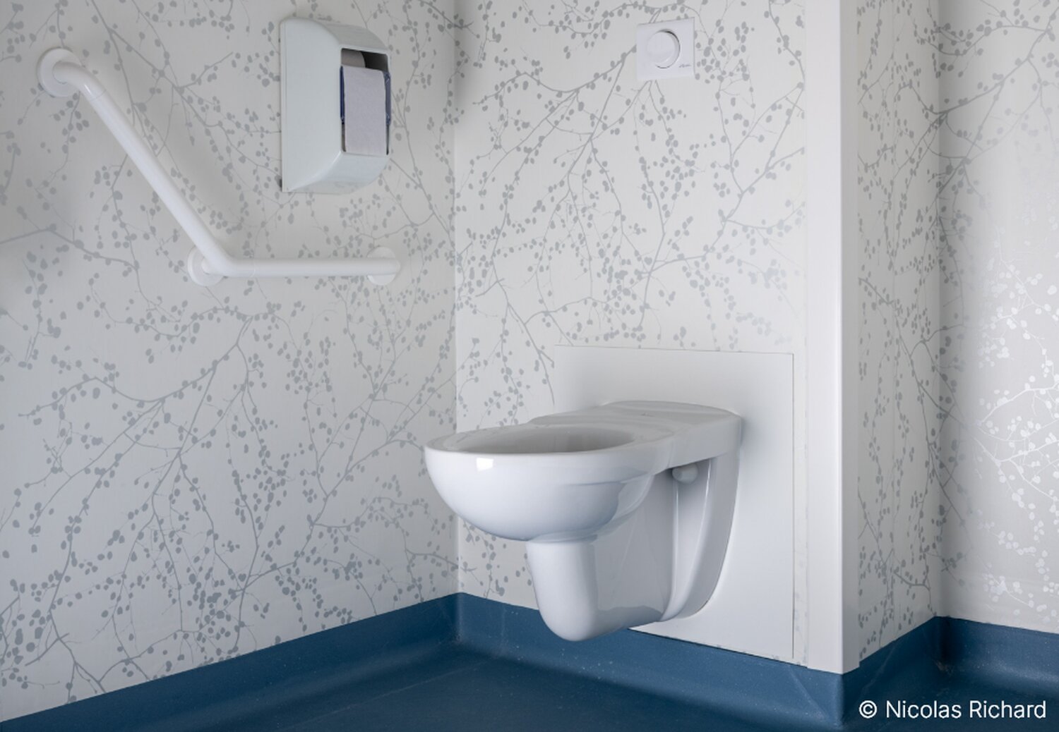 1_Decobowl_sur_mural_souple – 1.jpg