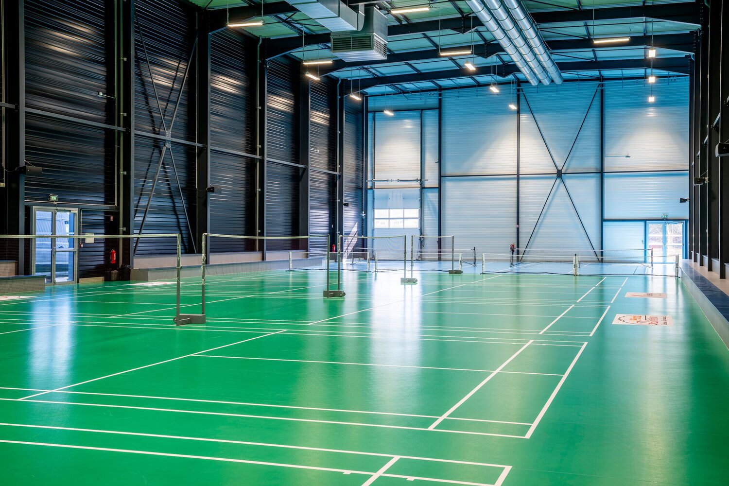 TARAFLEX BADMINTON ROOM SCENE VIEW 
