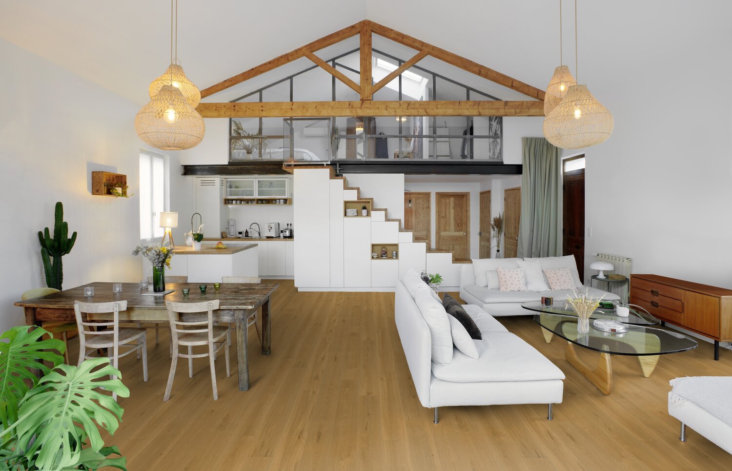 COTTAGE BLOND LIVINGROOM.jpg